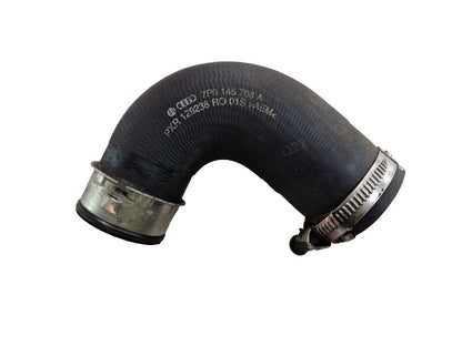 10-18 VW TOUAREG 7P GENUINE INTERCOOLER PIPE HOSE 7P0145708A