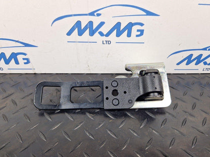 14-20 MERCEDES GLA 200 X156 OEM REAR BACKREST RETAINING LEFT BRACKET A1569208100