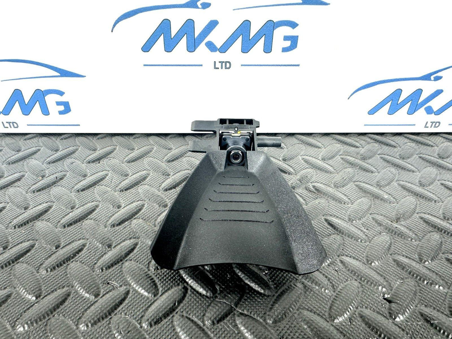 14-21 BMW 2 SERIES GRAN TOURER F45 F46 FRONT PARKING CAMERA 9384687
