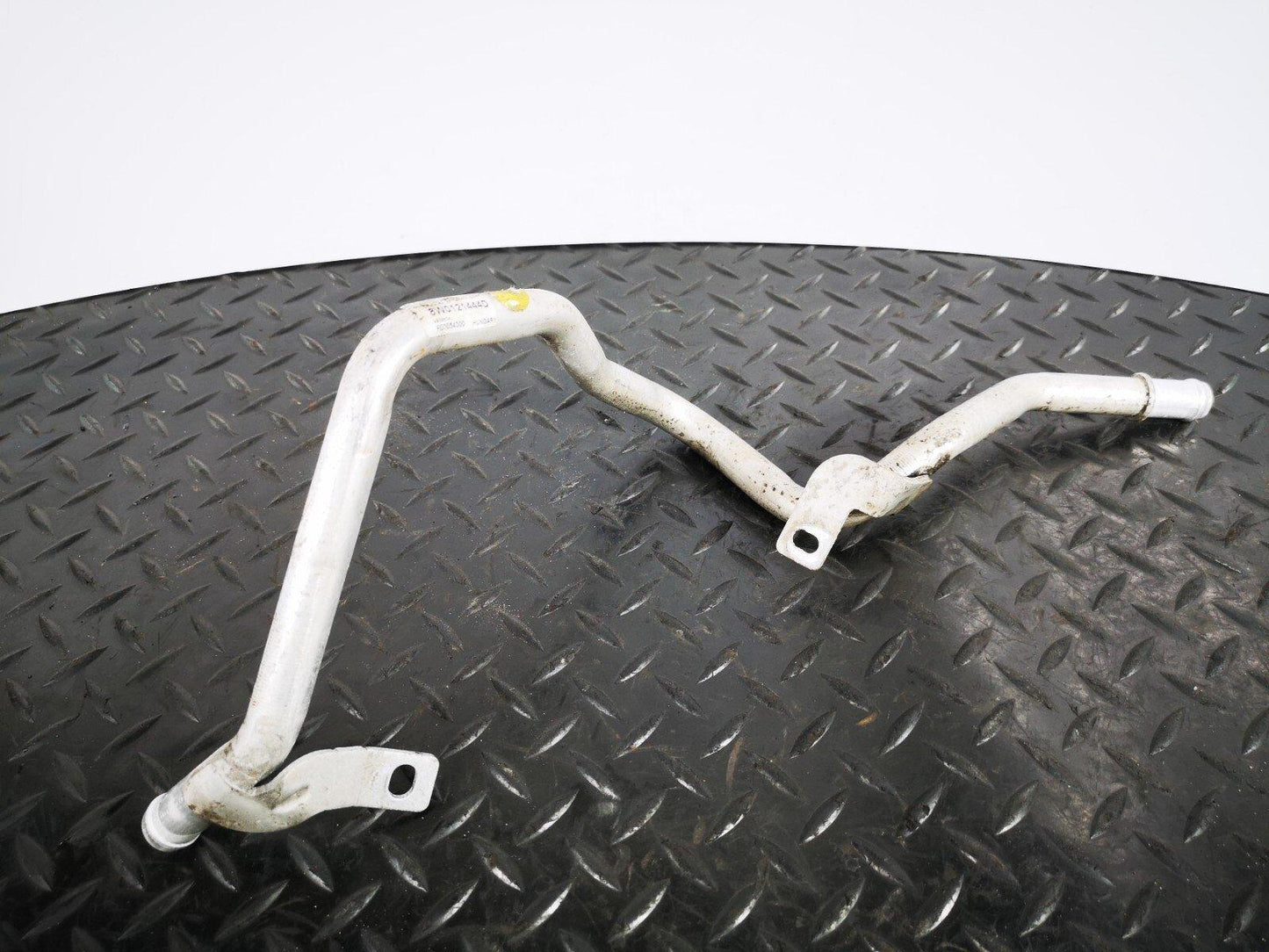 16-19 AUDI A4 B9 S-LINE GENUINE V6 3.0TDI CSW COOLANT HOSE PIPE 8W0121444D