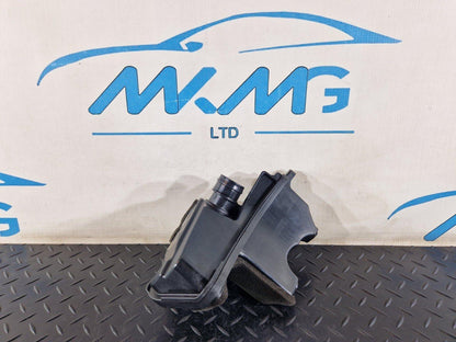 19-ON RANGE ROVER EVOQUE L551 GENUINE OIL SEPERATOR M8D2-9A764-AA