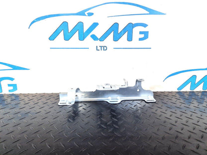 14-21 MERCEDES BENZ C300h W205 GENUINE RIGHT SIDE O/S BOOT BRACKET A2056914400