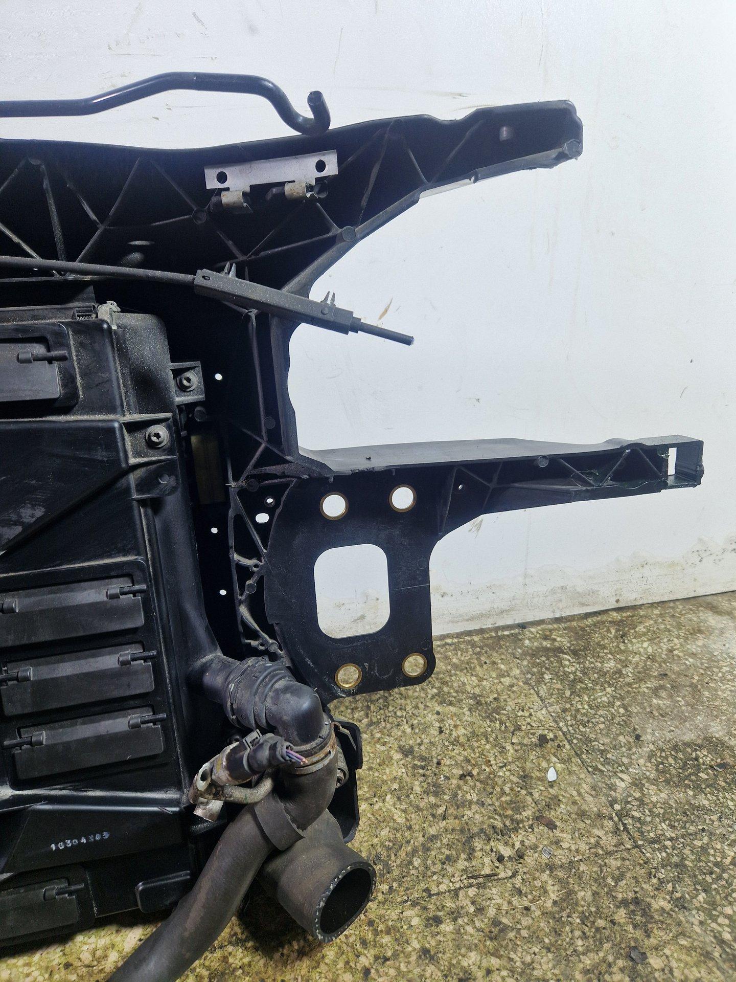 Seat Leon II 1P Hatchback Genuine Radiator Rad Pack Slam Panel *Damaged*