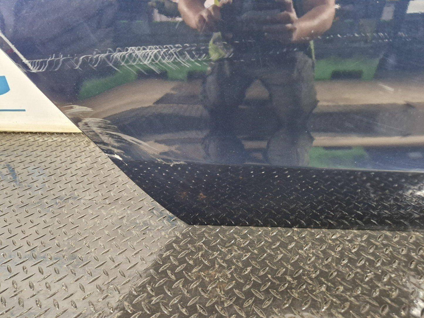 10-17 AUDI A8 4H GENUINE REAR RIGHT O/S/R COMPLETE DOOR (DAMAGED)