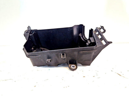 2014 MERCEDES-BENZ C117 W176 FUSE BOX A2465400024
