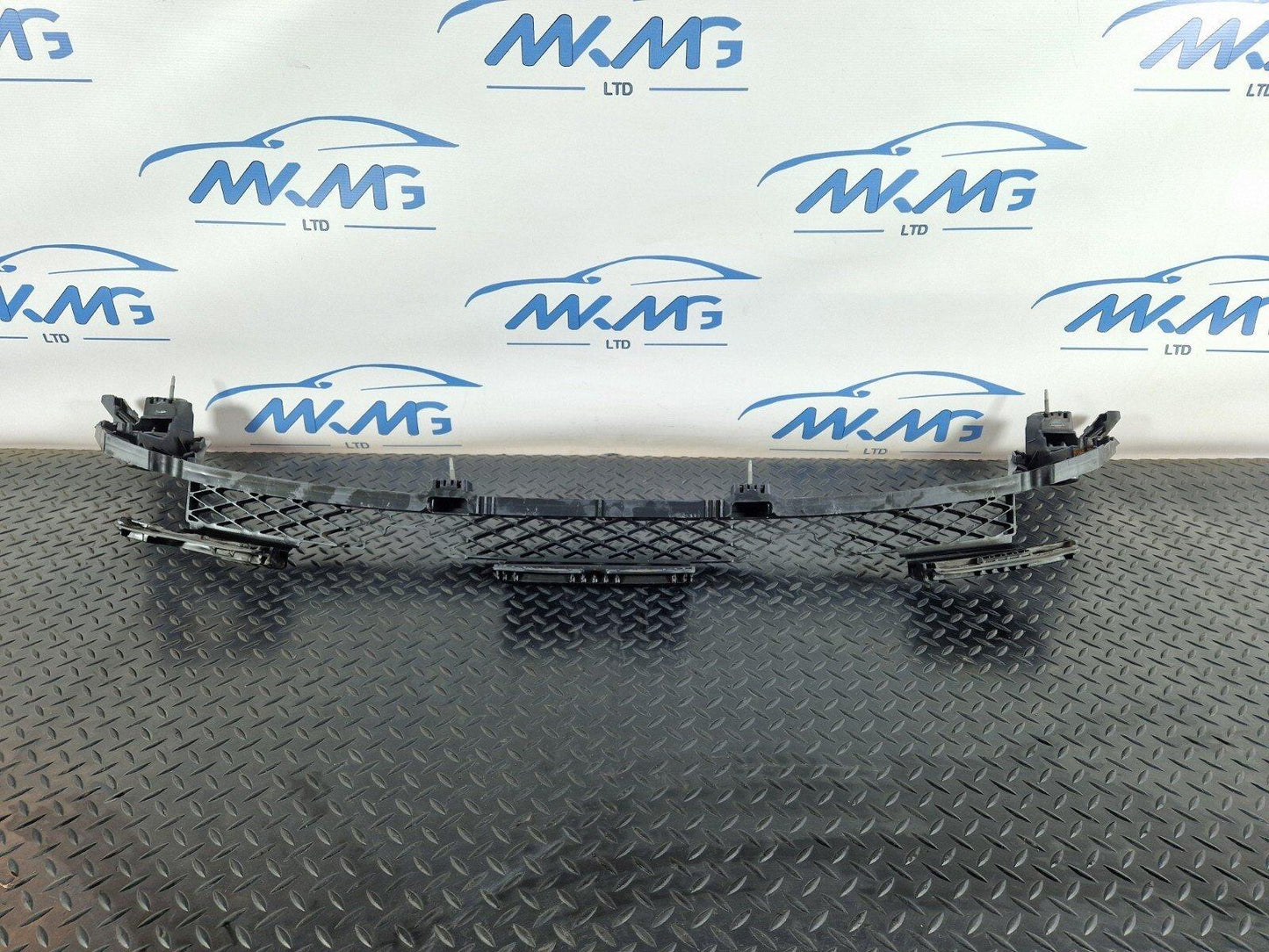16-19 AUDI A4 AVANT B9 S-LINE OEM REAR BUMPER BRACKET 8W9807385A