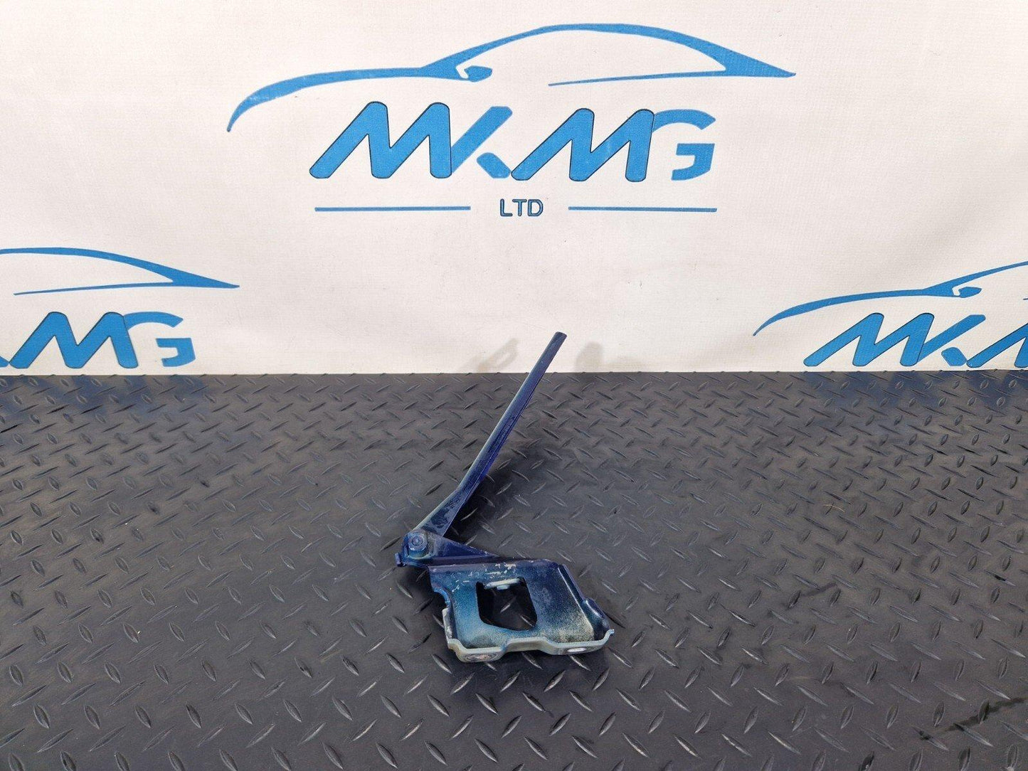 12-17 AUDI S5 CONVERTIBLE FRONT RIGHT BONNET HOOD HINGE IN BLUE 8T0823302E