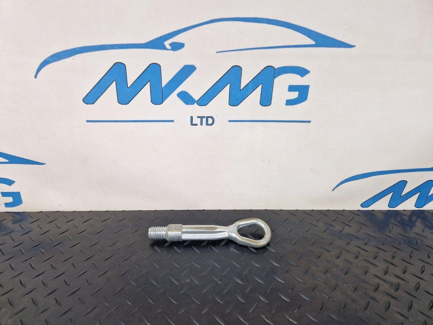 18-ON MERCEDES BENZ A CLASS W177 LINE GENUINE TOW HOOK EYE