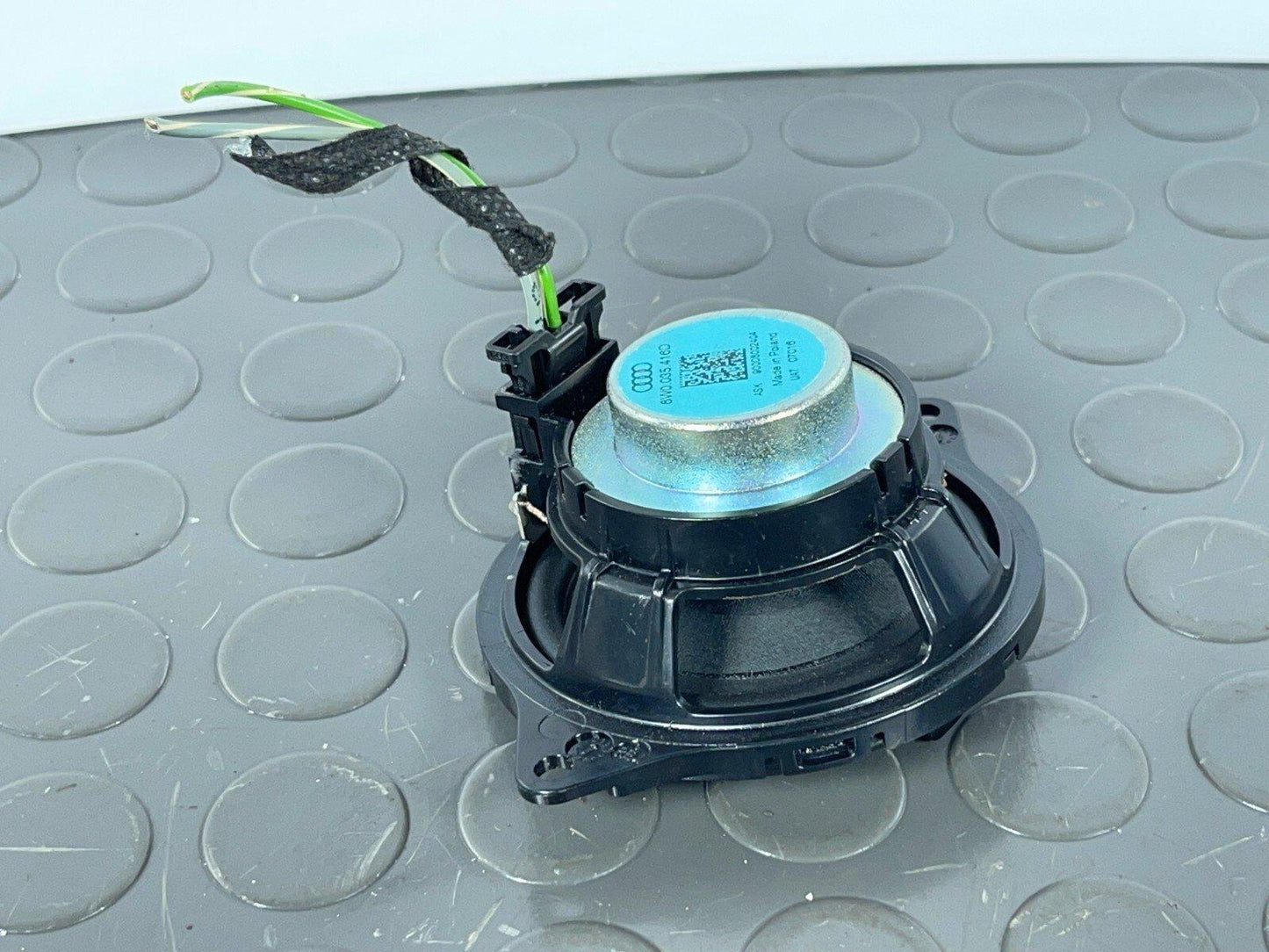16-19 AUDI A4 B9 GENUINE FRONT RIGHT DASHBOARD SPEAKER 8W0035416D