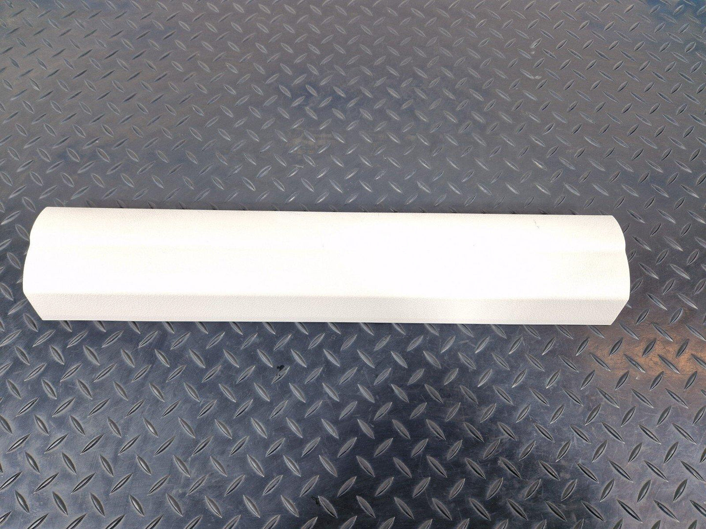 11-18 BMW 6 SERIES F06 FRONT LEFT DOOR STEP ENTRANCE TRIM 7274419