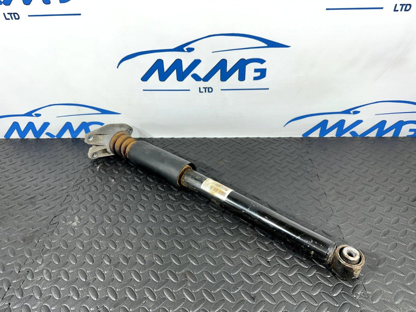 14-21 BMW 2 SERIES F45 F46 GENUINE REAR SHOCK ABSORBER FITS BOTH SIDES 6857465