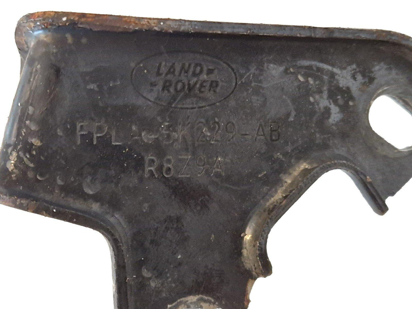 17-ON LAND ROVER DISCOVERY L462 GENUINE OEM EGR PIPE MOUNT BRACKET FPLA5K229AB