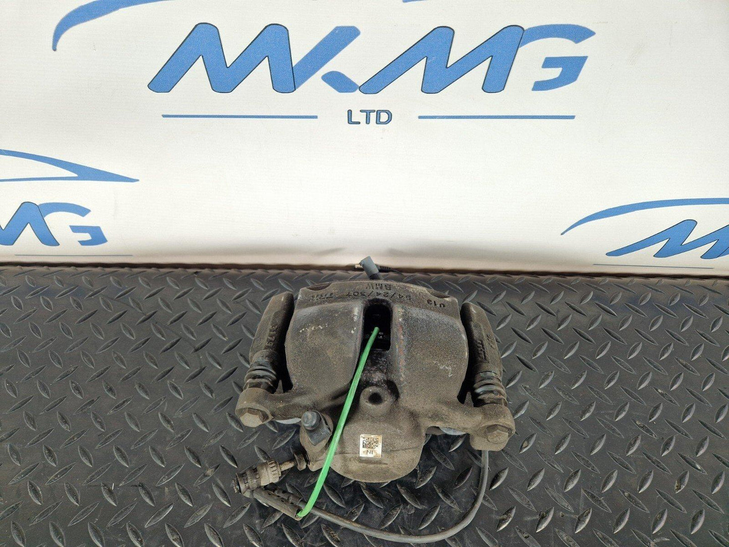 20-24 BMW 1 SERIES F40 OEM FRONT LEFT BRAKE CALIPER