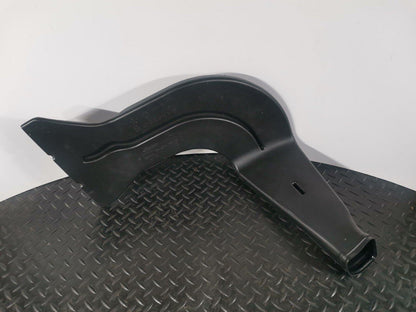 12-18 MERCEDES A-CLASS W176 GENUINE FRONT LEFT N/S AIR VENT PIPE A2468310146