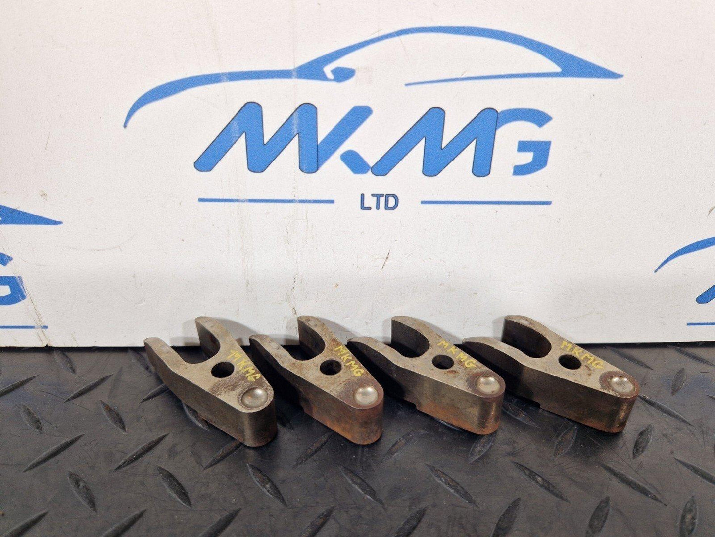 14-23 MERCEDES BENZ VITO W447 OEM INJECTOR CLAMP SET A6510160538
