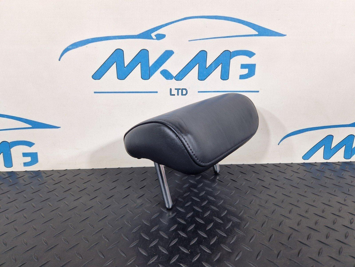 10-18 AUDI A7 4G S-LINE REAR HEADREST LEATHER MIDDLE CENTRE