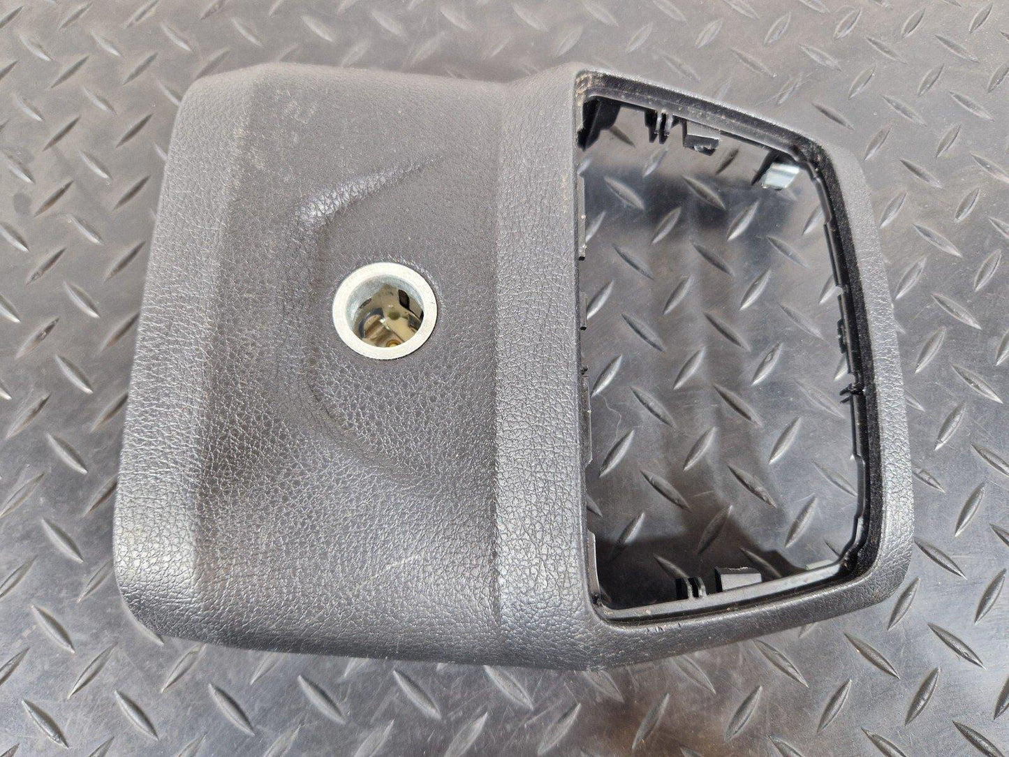 14-21 BMW 2 SERIES 218d GRAN TOURER F46 OEM REAR CENTRE CONSOLE TRIM 9319567