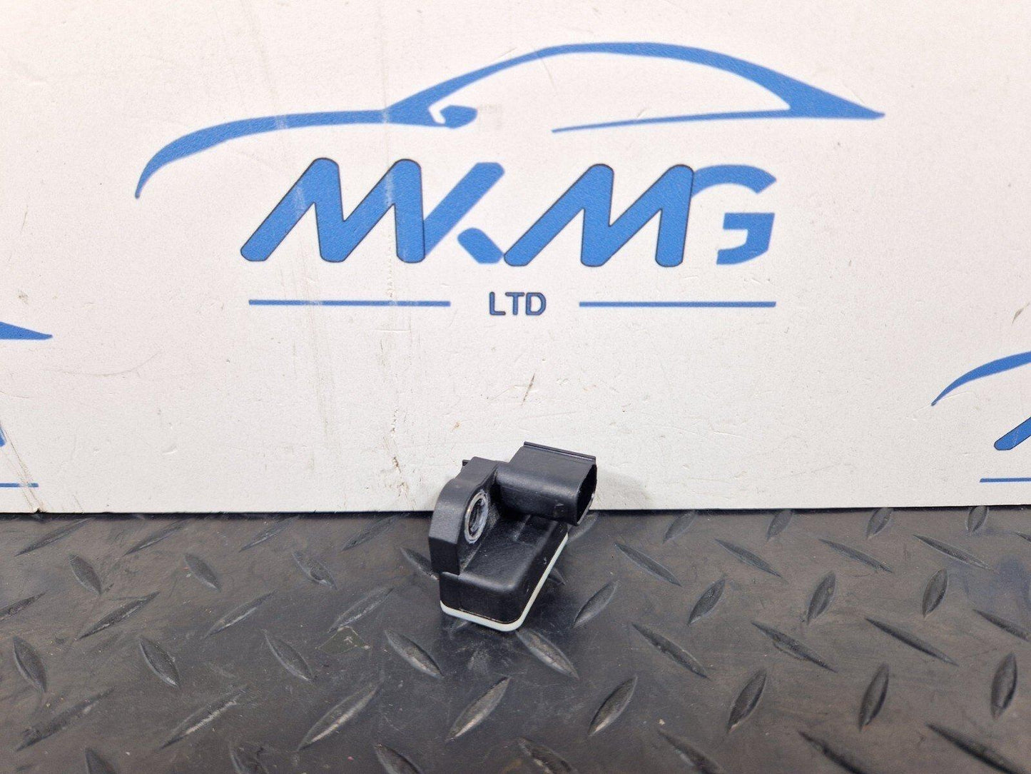 14-21 MERCEDES-BENZ C-CLASS C250D W205 GENUINE CRASH IMPACT SENSOR A0009057600