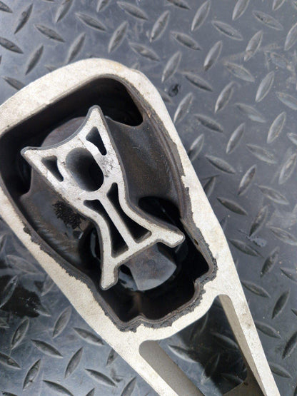 19-ON RANGE ROVER EVOQUE L551 2.0 DIESEL ENGINE MOUNT K8D26P082AB