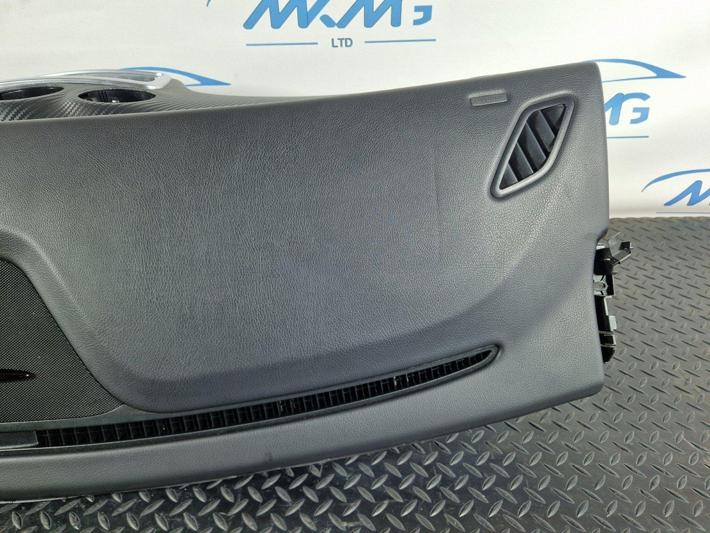 12-18 MERCEDES BENZ W176 GENUINE DASHBOARD ASSEMBLY A17668017879 A1768600002
