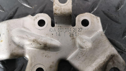 12-18 MERCEDES A B CLA-CLASS  1.8/2.1 CDI  TURBO PIPE BRACKET A6510942127