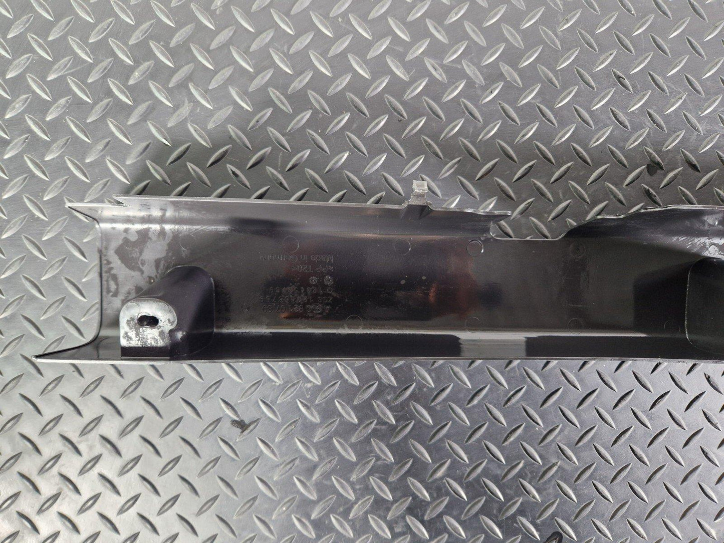 18ON MERCEDES BENZ SPRINTER W907 W910 SLIDING DOOR WIRING LOOM COVER A9068210789