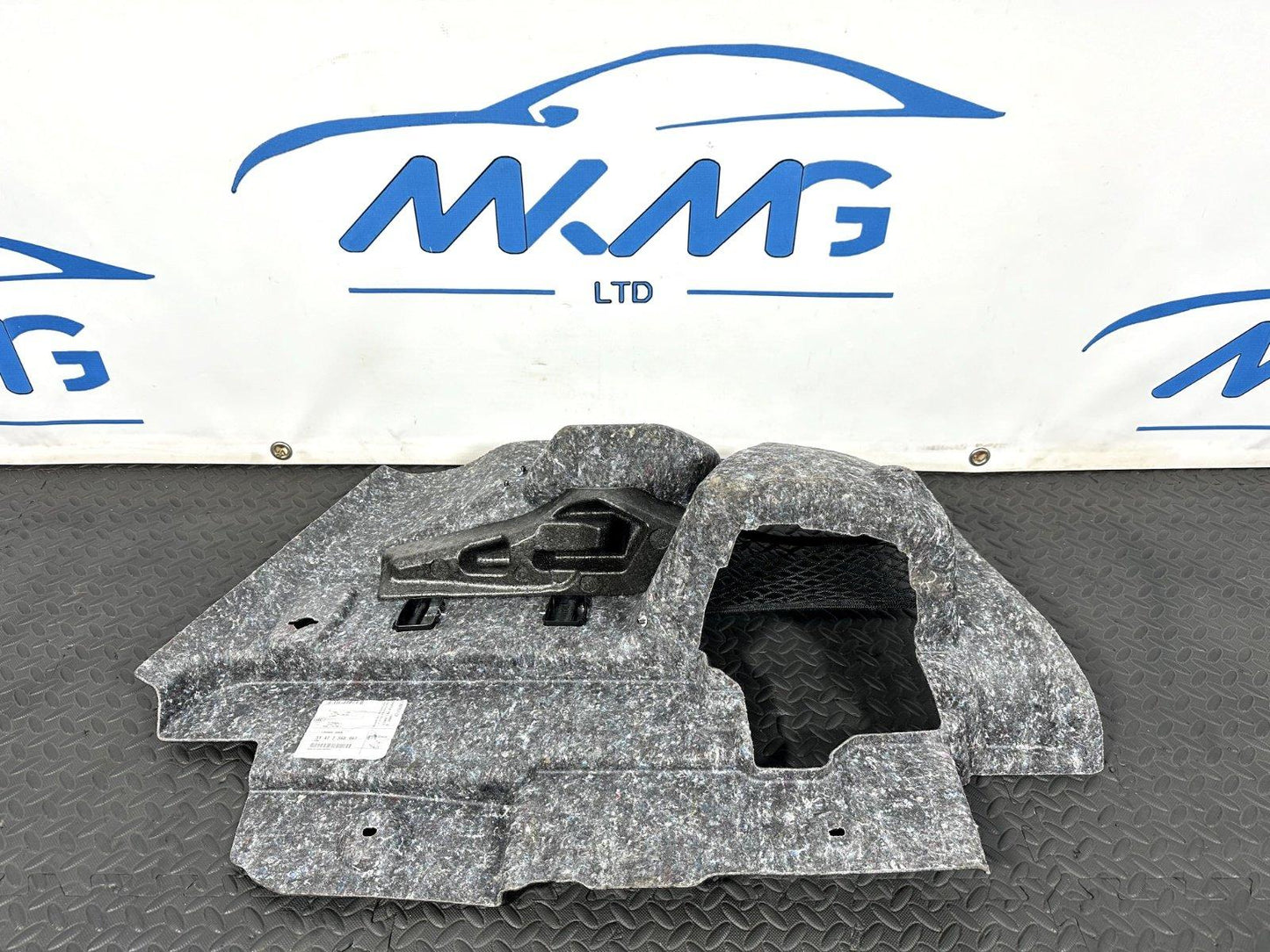 14-21 BMW 2 SERIES GRAN TOURER F46 LEFT SIDE BOOT TRIM PANEL COVER 7360967