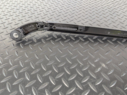 10-17 AUDI A8 4H FRONT LEFT WIPER ARM WITH BLADE 4H2955407A