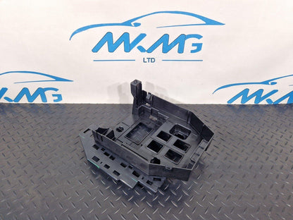 18-ON MERCEDES SPRINTER W907 W910 FOOTWELL FIREWALL CENTER BRACKET A9075451500