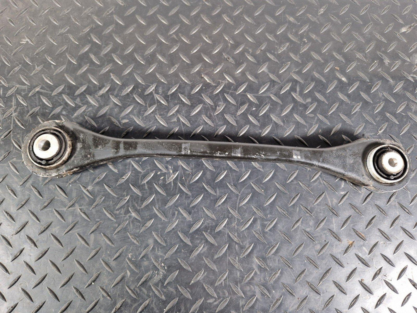 16-23 AUDI S5 COUPE GENUINE LOWER CONTROL ARM REAR DRIVER SIDE 4M0505292D