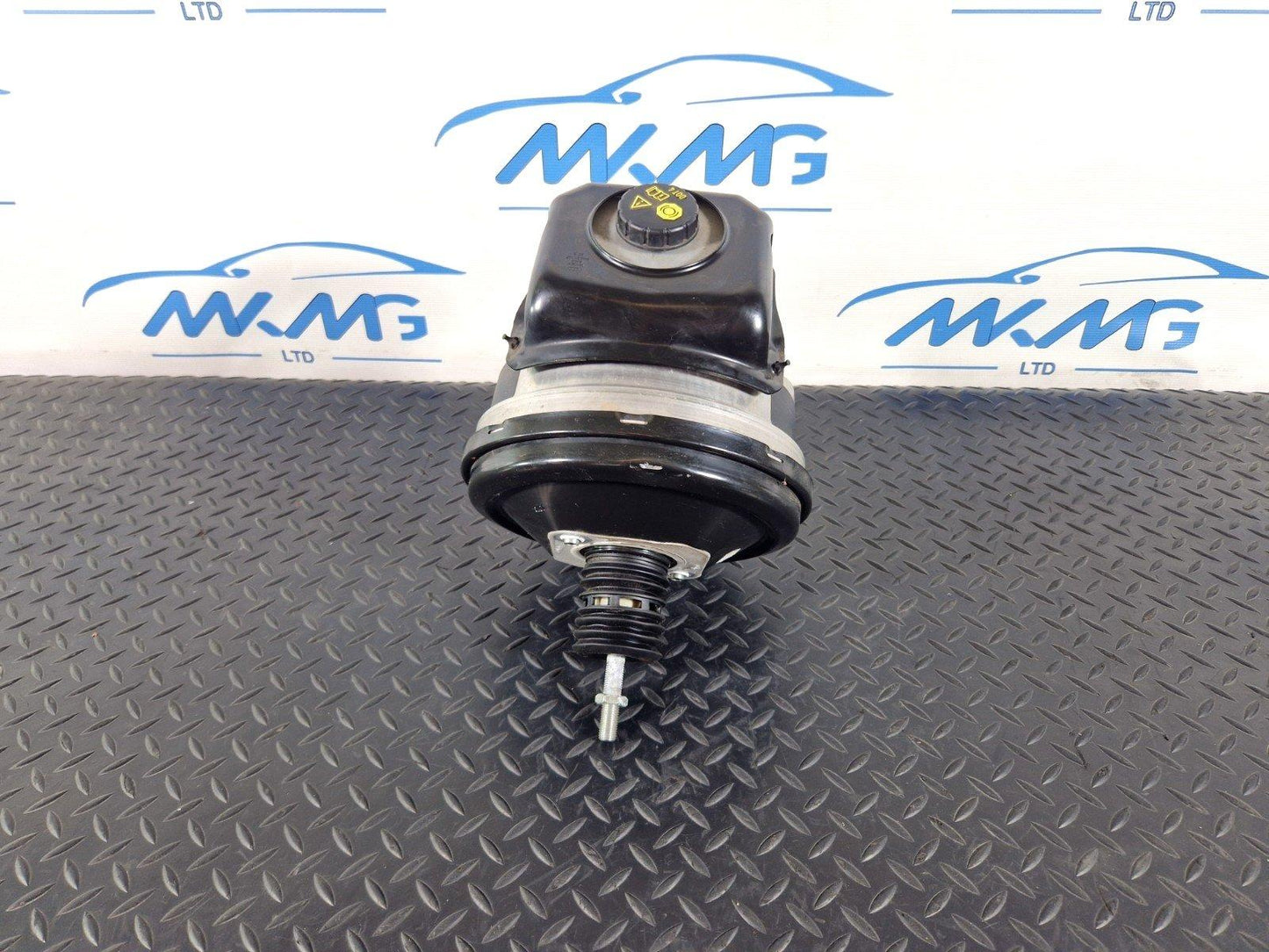 17-24 AUDI S5 F5 CWGD GENUINE S-LINE BRAKE SERVO MASTER CYLINDER 8W0612103B