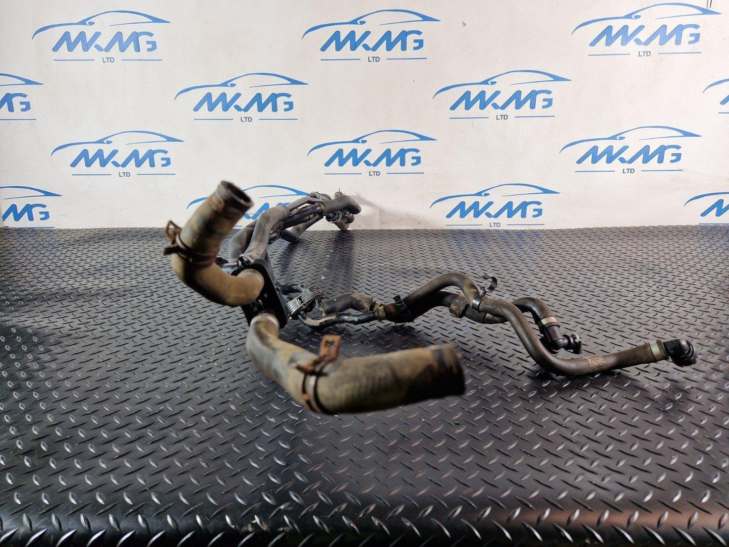 16-19 MERCEDES BENZ GLE W166 BATTERY COOLANT HOSE A1665001077