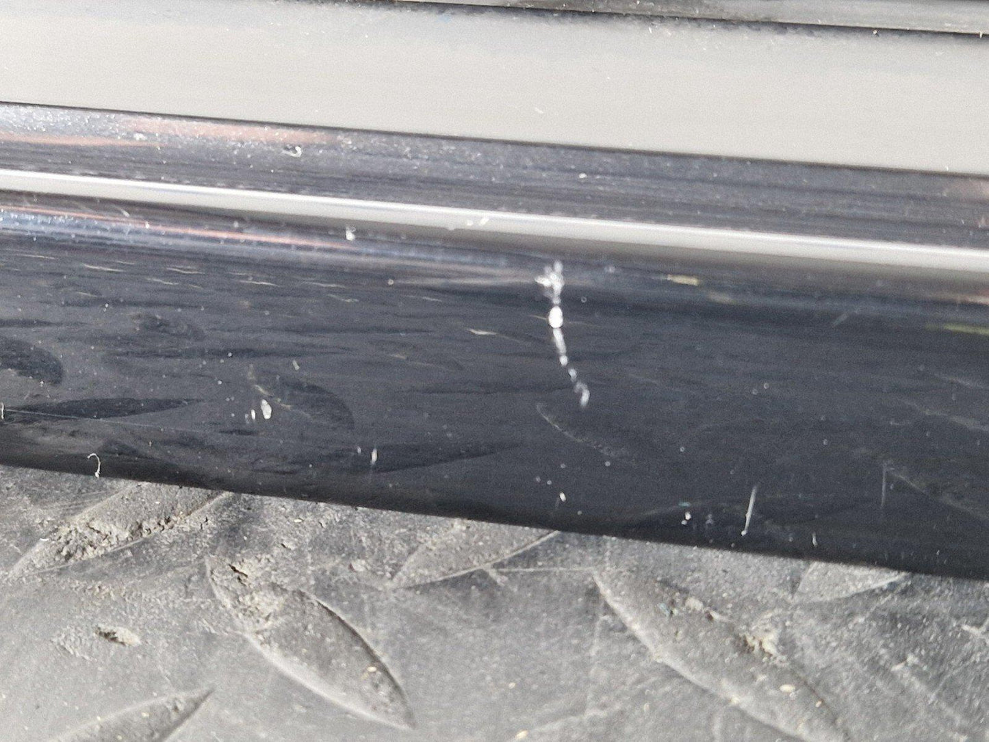 16-22 BMW X1 F48 GENUINE DRIVER RIGHT SIDE ROOF RAIL 7410466
