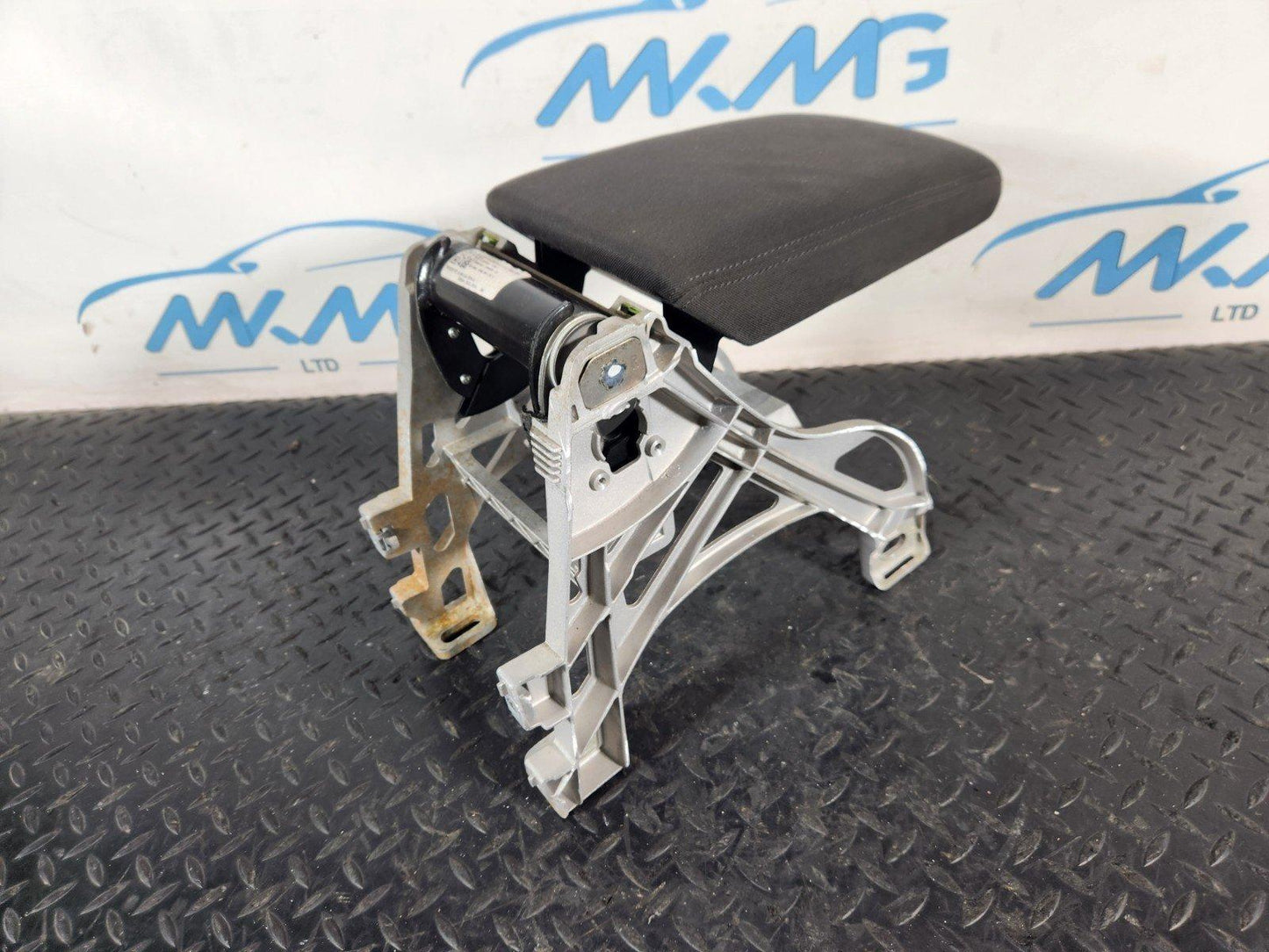 AUDI A5 F5 GENUINE CENTRE CONSOLE ARM REST 8W0864283A