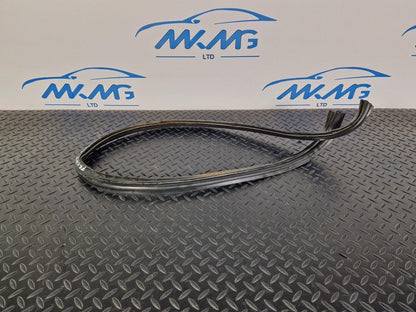 18-ON MERCEDES BENZ SPRINTER W907 W910 OEM BONNET RUBBER SEAL A9108870000