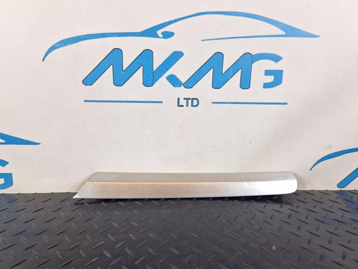 10-15 AUDI Q7 4L GENUINE OEM FRONT LEFT N/S DOOR PANEL TRIM COVER 4L0867409