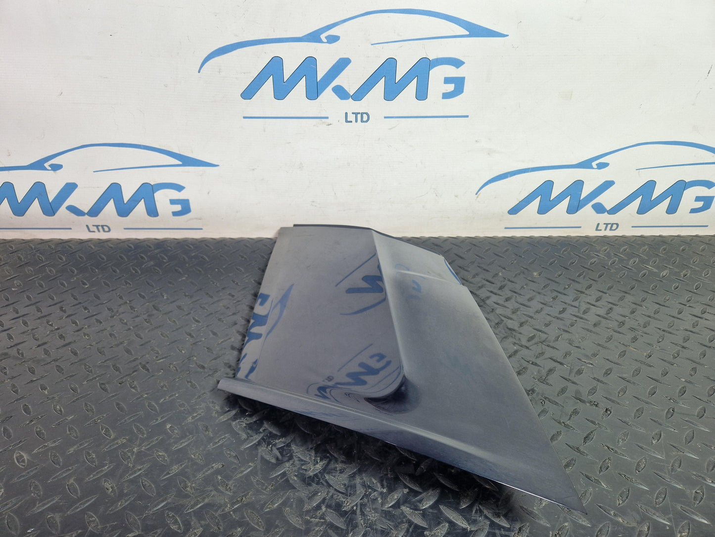 12-18 Range Rover Evoque L538 Rear Left Outer C-Pillar Trim EJ3229149AB