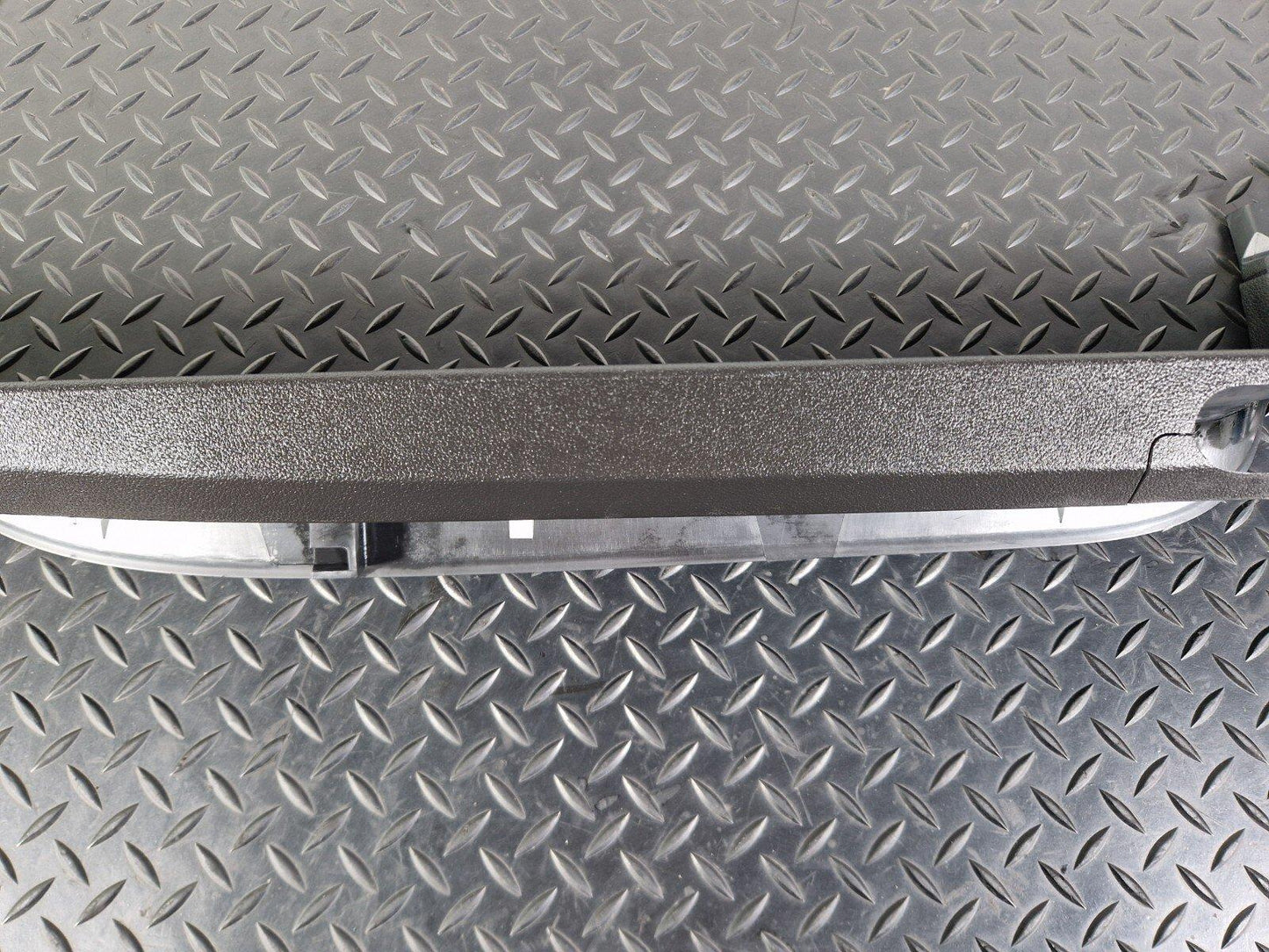 10-18 AUDI A7 4G S-LINE GENUINE BOOT LID LEFT SIDE TRIM INNER PANEL 4G8867607