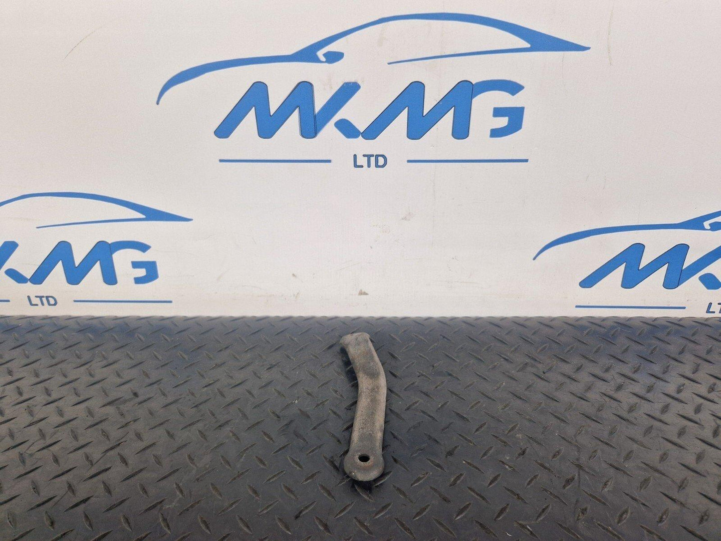 14-21 MERCEDES BENZ C300h W205 TURBO SUPPORT BRACKET A6510962840