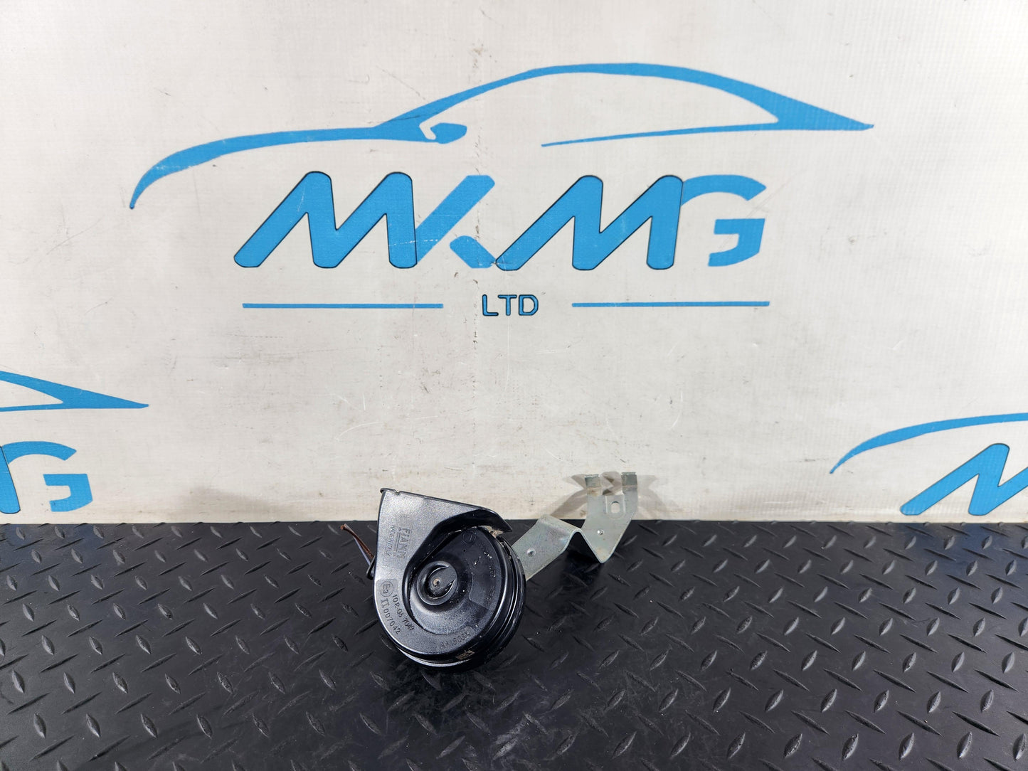 BMW 118i F40 Hatchback Genuine Alarm Siren Horn Signal 7933223