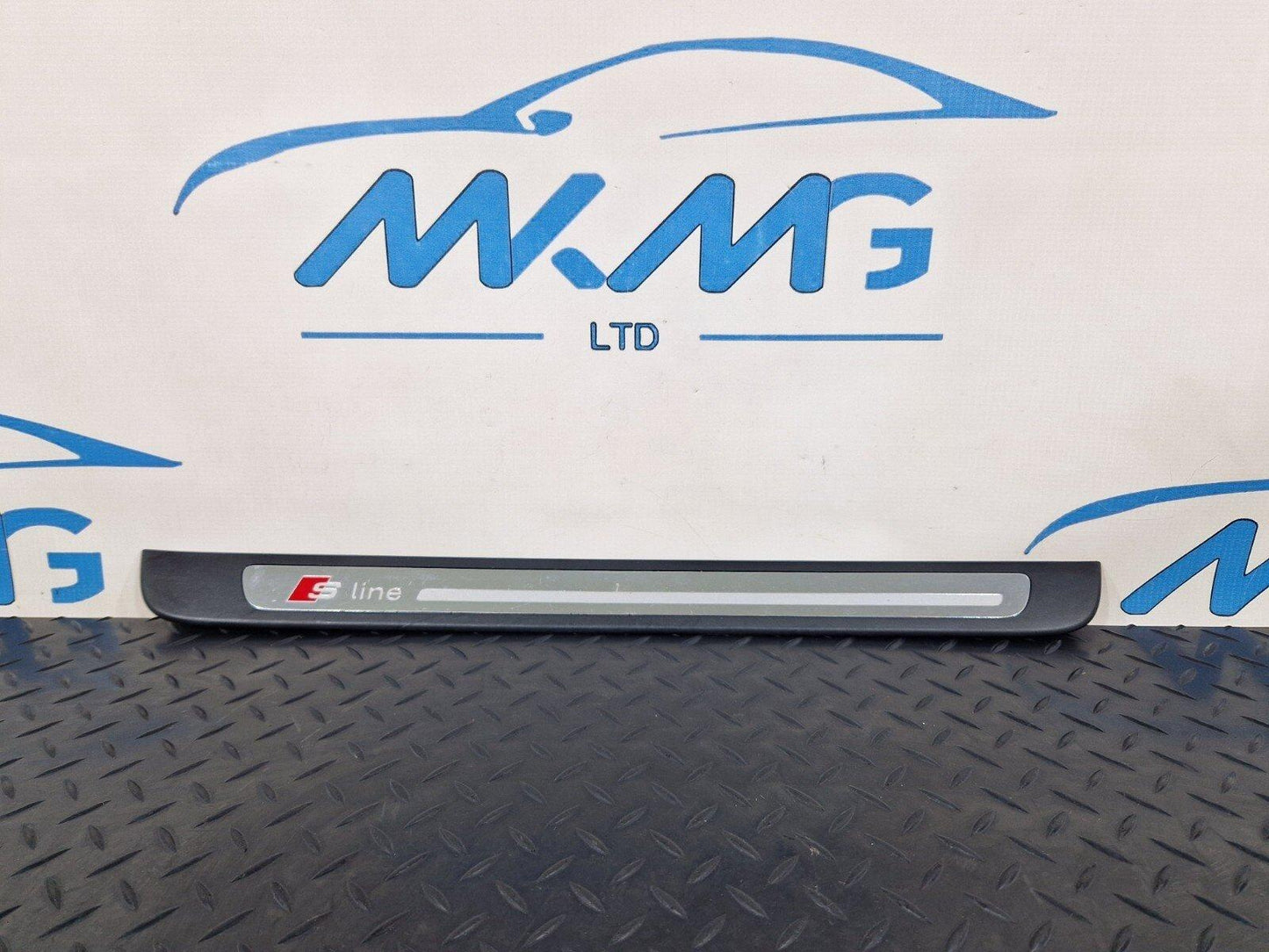 12-18 AUDI A6 C7 DOOR ENTRY SILL KICK PLATE COVER FRONT RIGHT SIDE 4G0853374