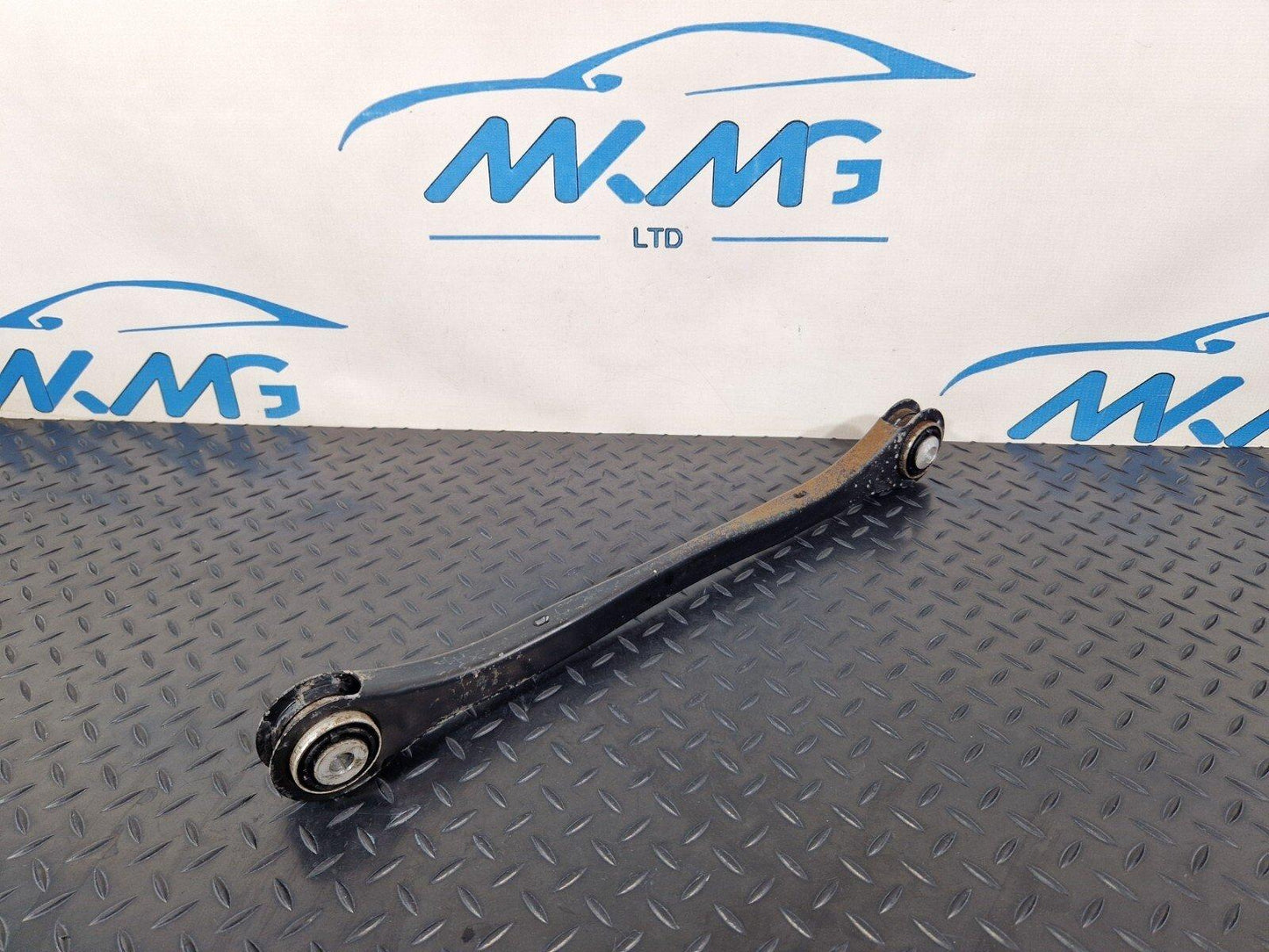16-19 AUDI A4 B9 GENUINE OEM REAR LEFT N/S TRAILING CONTROL ARM 8W0501529D