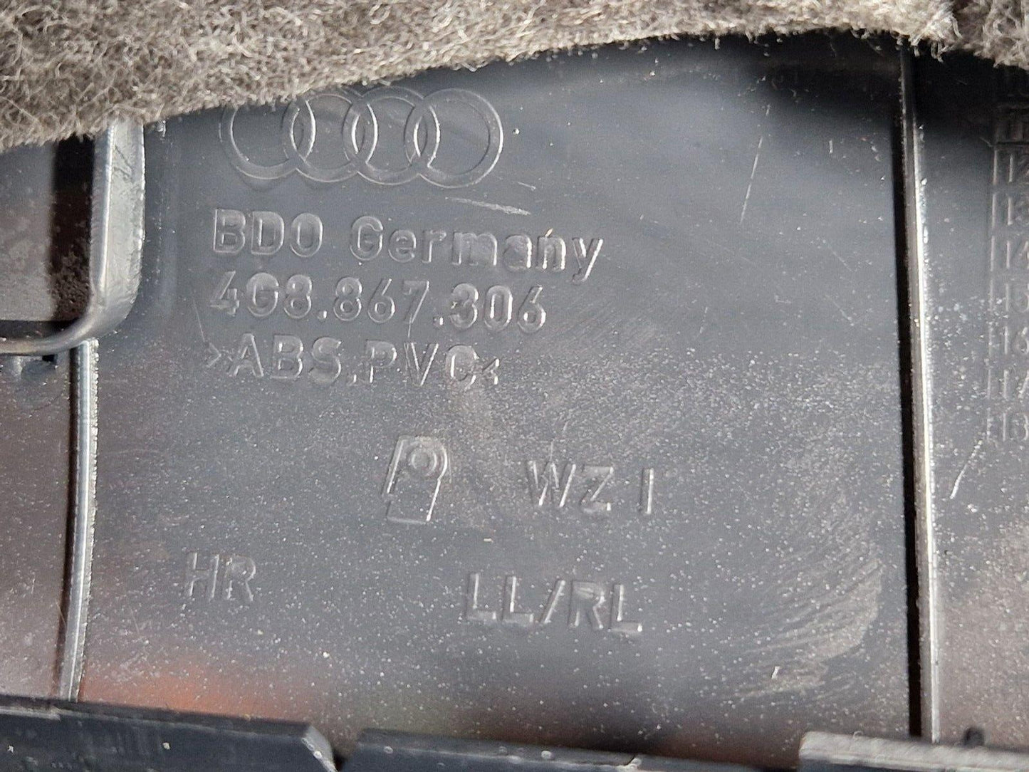 10-18 AUDI A7 4G S-LINE GENUINE REAR RIGHT DOOR CARD PANEL COVER 4G8867306