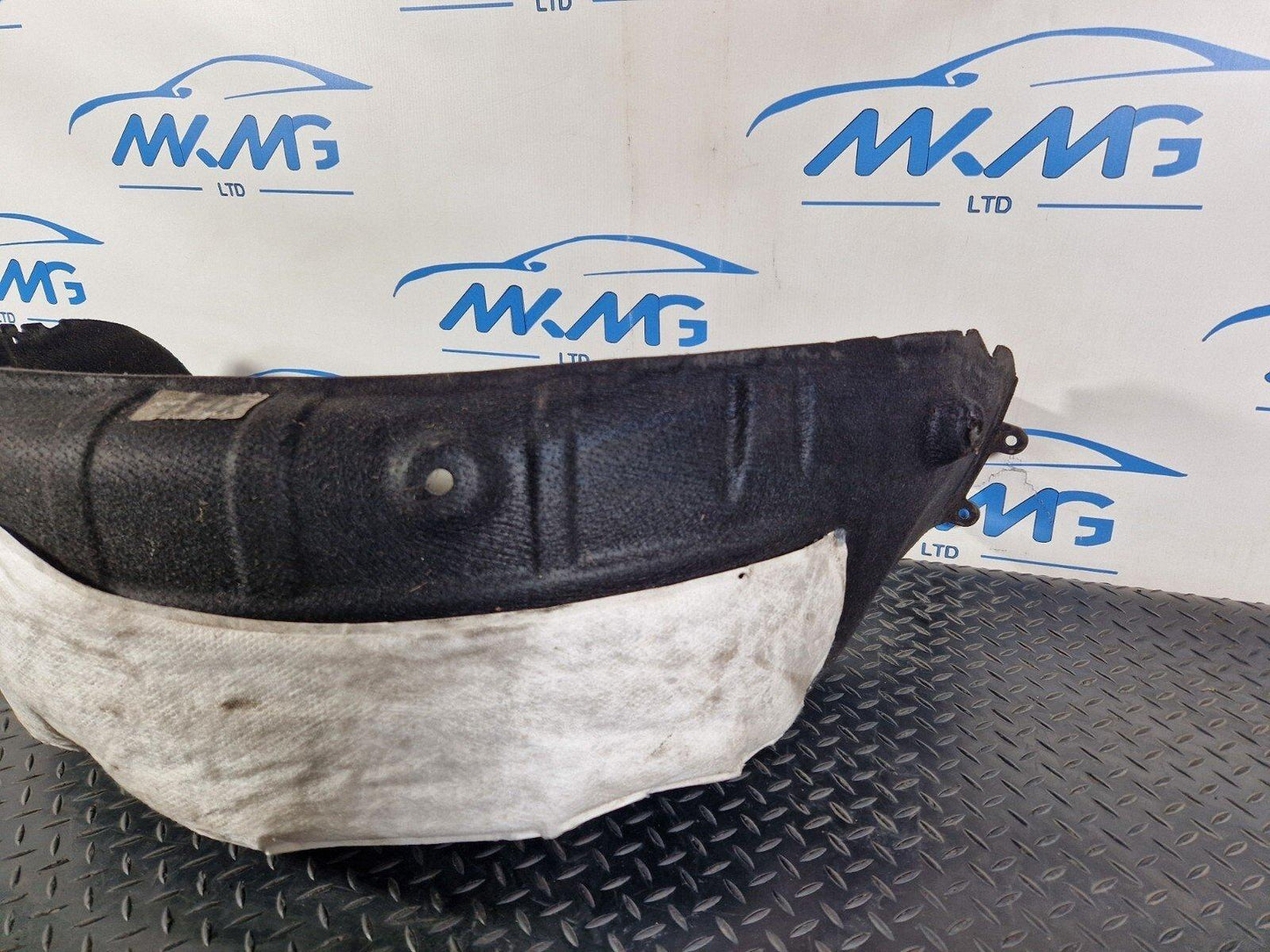 14-20 MERCEDES BENZ GLA X156 REAR SPLASH GUARD PASSENGER LEFT A1566900330