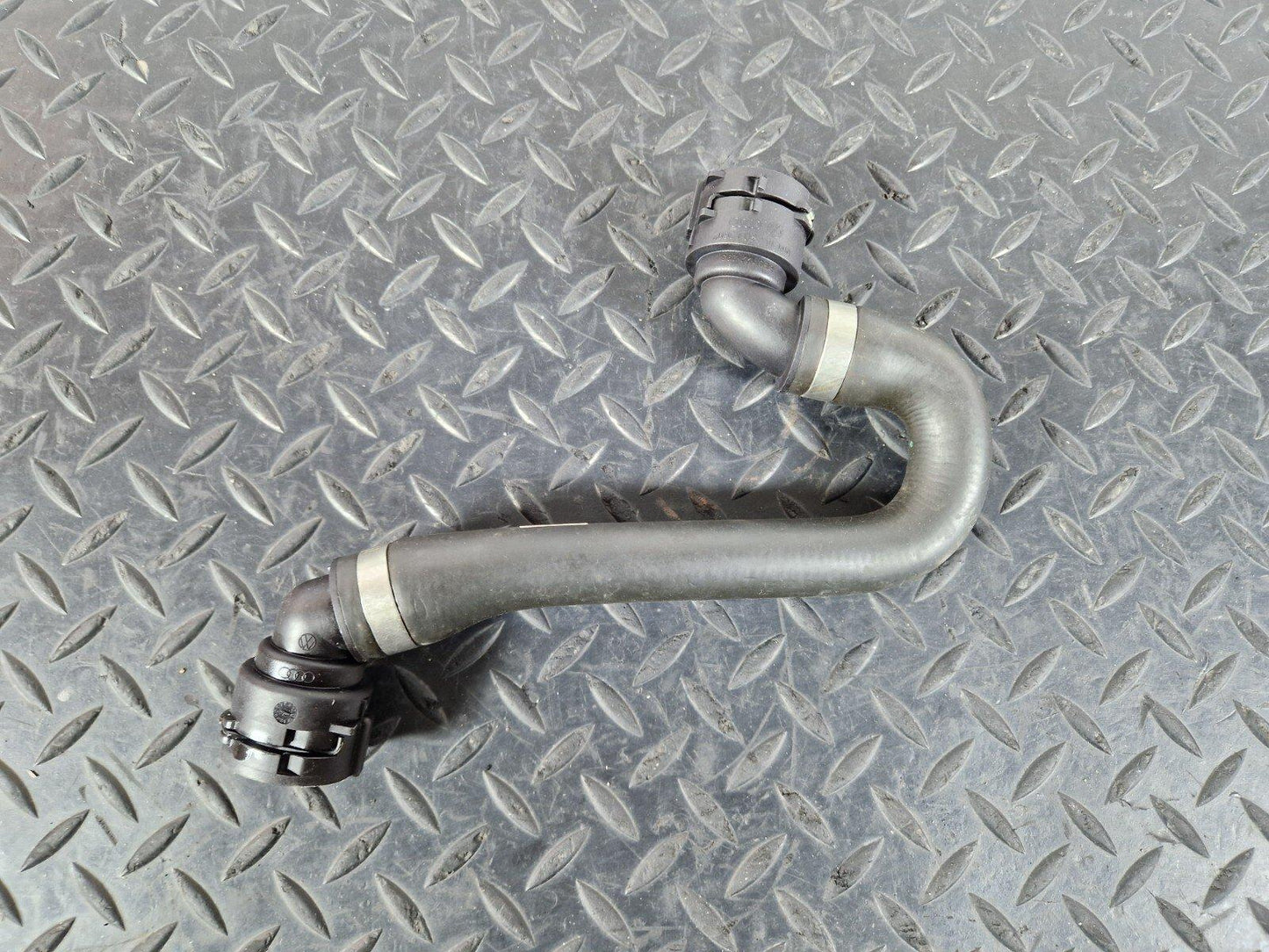 12-17 AUDI Q5 8R S-LINE GENUINE OEM WATER COOLANT HOSE PIPE LINE 8R0819332N