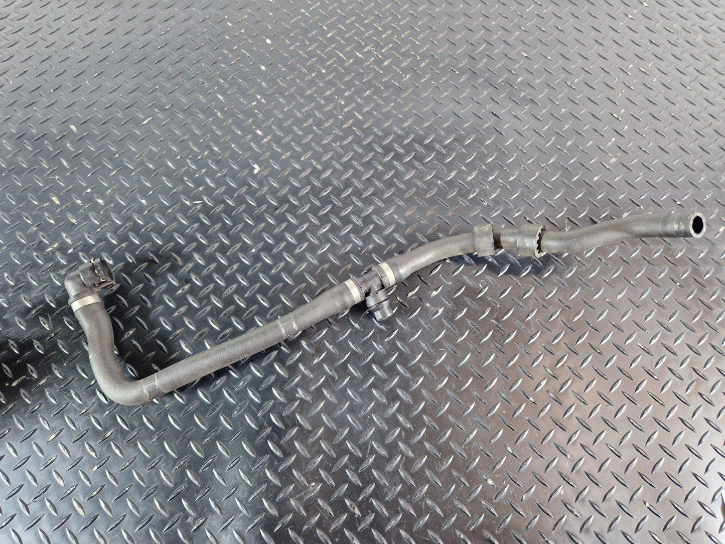 16-19 MERCEDES BENZ GLE W166 GENUINE COOLING HOSE PIPE A1665007775