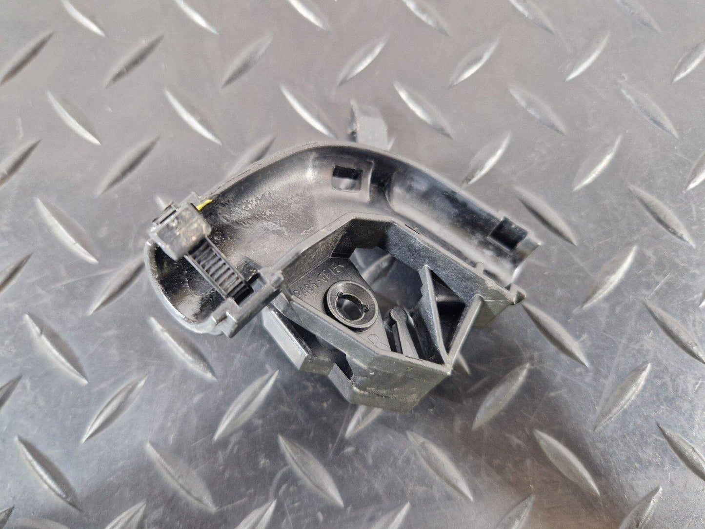 12-18 AUDI A6 C7 GENUINE OEM CABLE WIRING GUIDE BRACKET  8K9971822