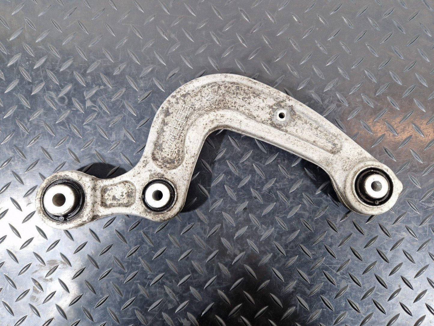 GENUINE AUDI A4 B9 A5 S5 F5 REAR LEFT OR RIGHT CONTROL ARM 8W0505361E