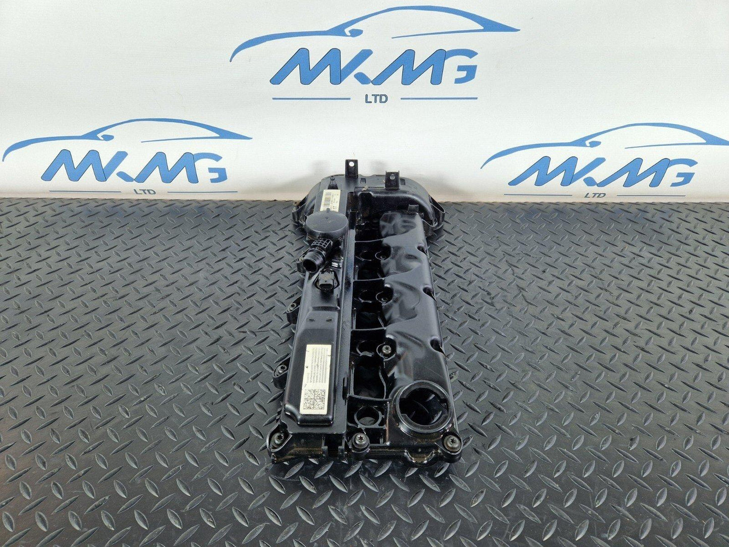 18-ON MERCEDES BENZ SPRINTER W907 ENGINE ROCKER VALVE COVER A6510108918