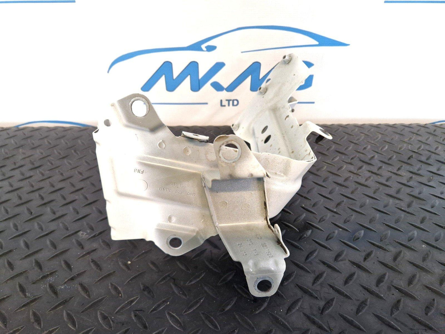 16-20 AUDI Q7 4M GENUINE FRONT RIGHT O/S FENDER WING PANEL HOLDER C9A 4M0821138B